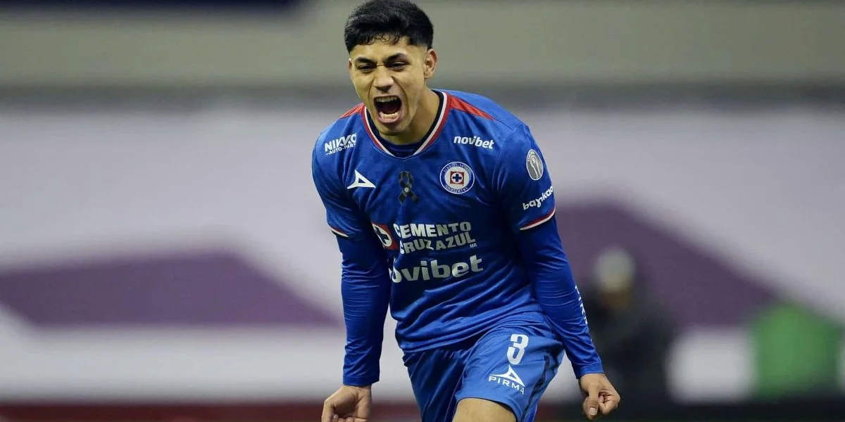 Omar Campos rompe en llanto tras gol con Cruz Azul y conmueve a la afición